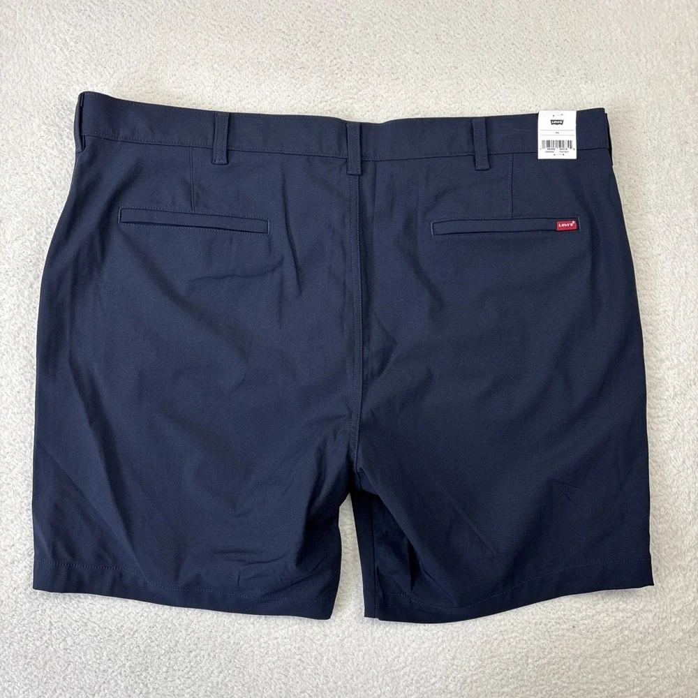 NEW LEVIS 'XX Chino Tech Shorts' Mens 44 Navy Blue Stretch Lightweight 7.5